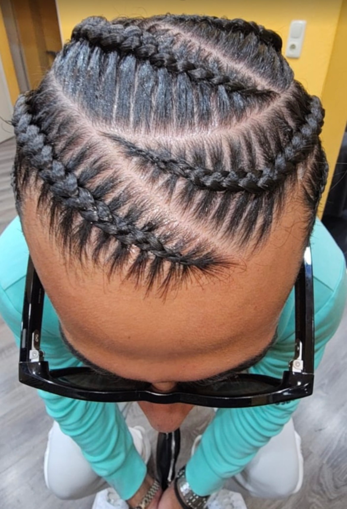 Meisterhafte Flechtkunst: Von klassischen Braids bis zu kreativen Zopf-Designs.